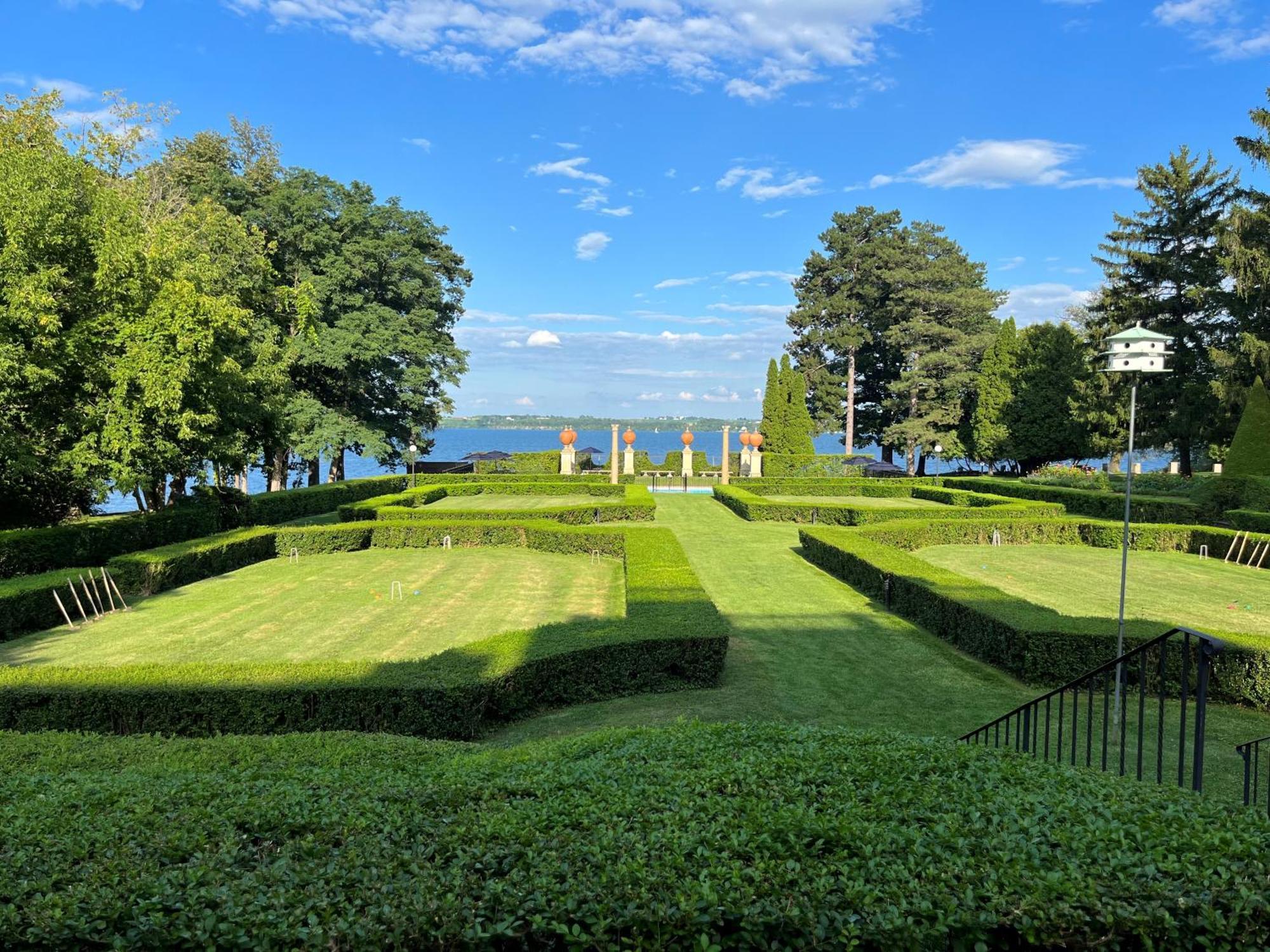 Geneva On The Lake Boutique Resort Hotel Exterior photo